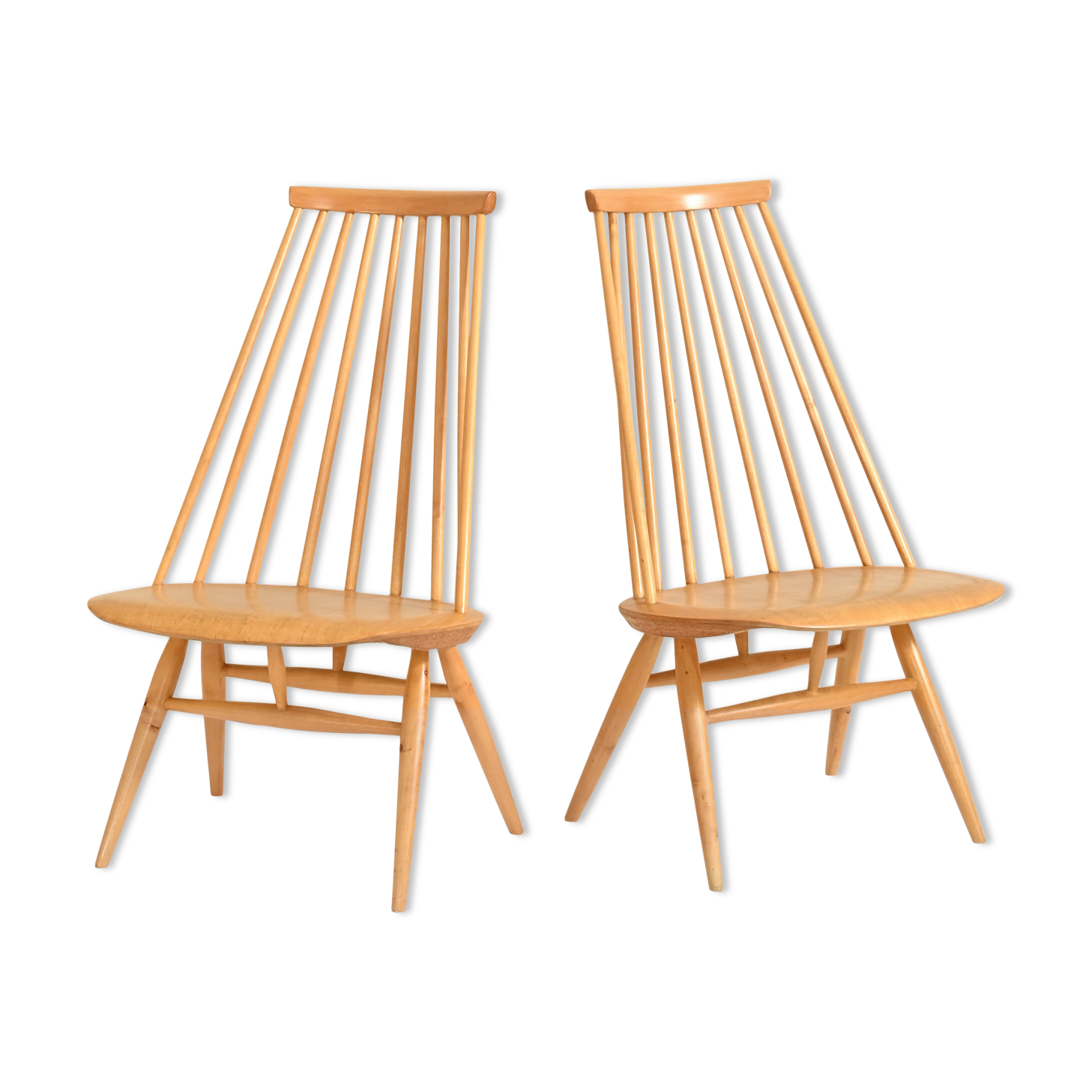 Chaises Mademoiselle d'Ilmari Tapiovaara