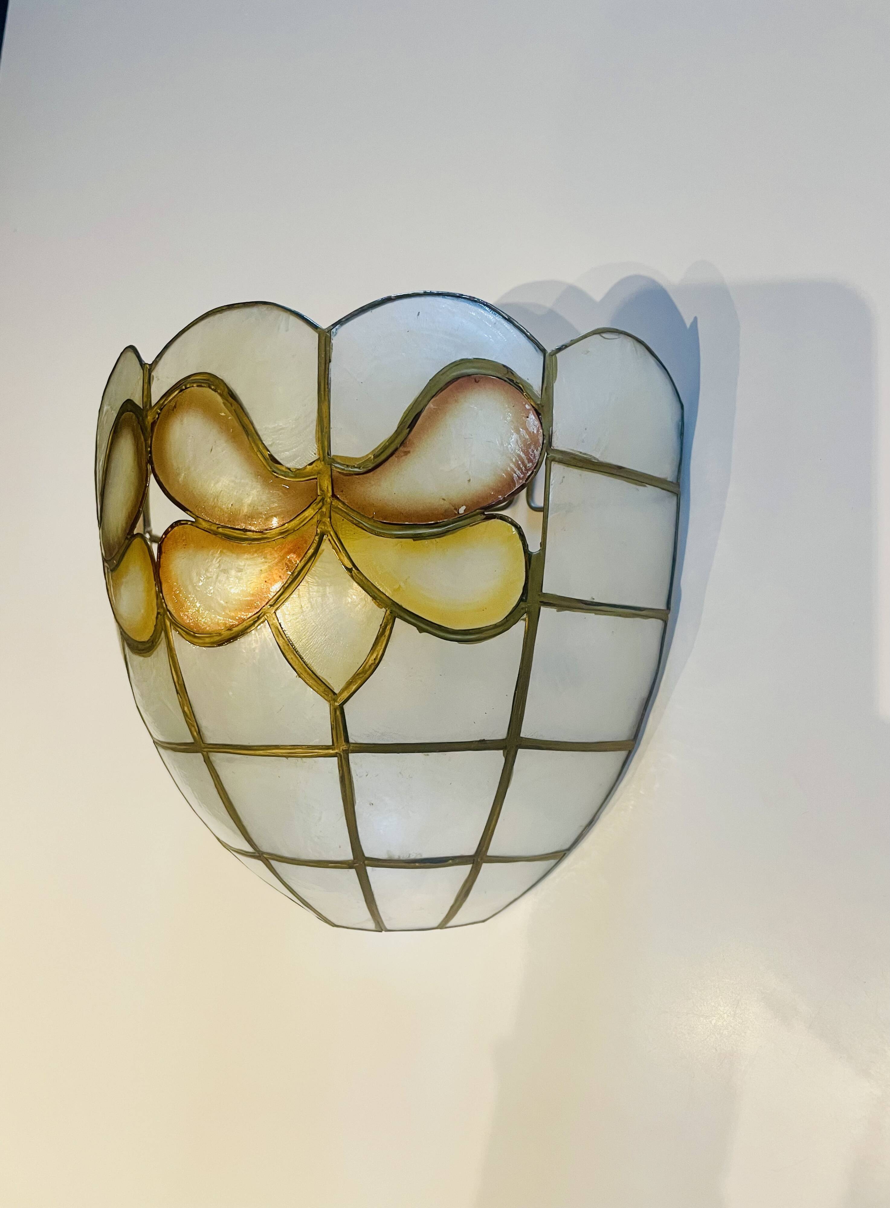 Applique abat jour nacre et laiton