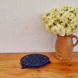 Decotec round cast iron trivets