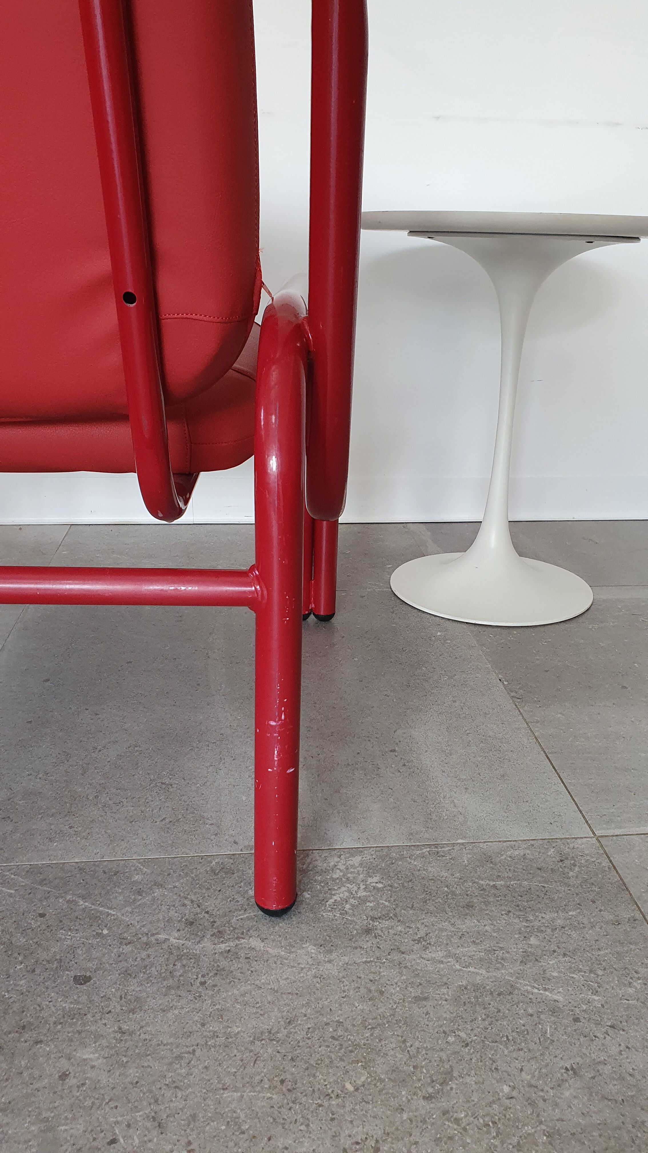 Italian design armchair from the 80s