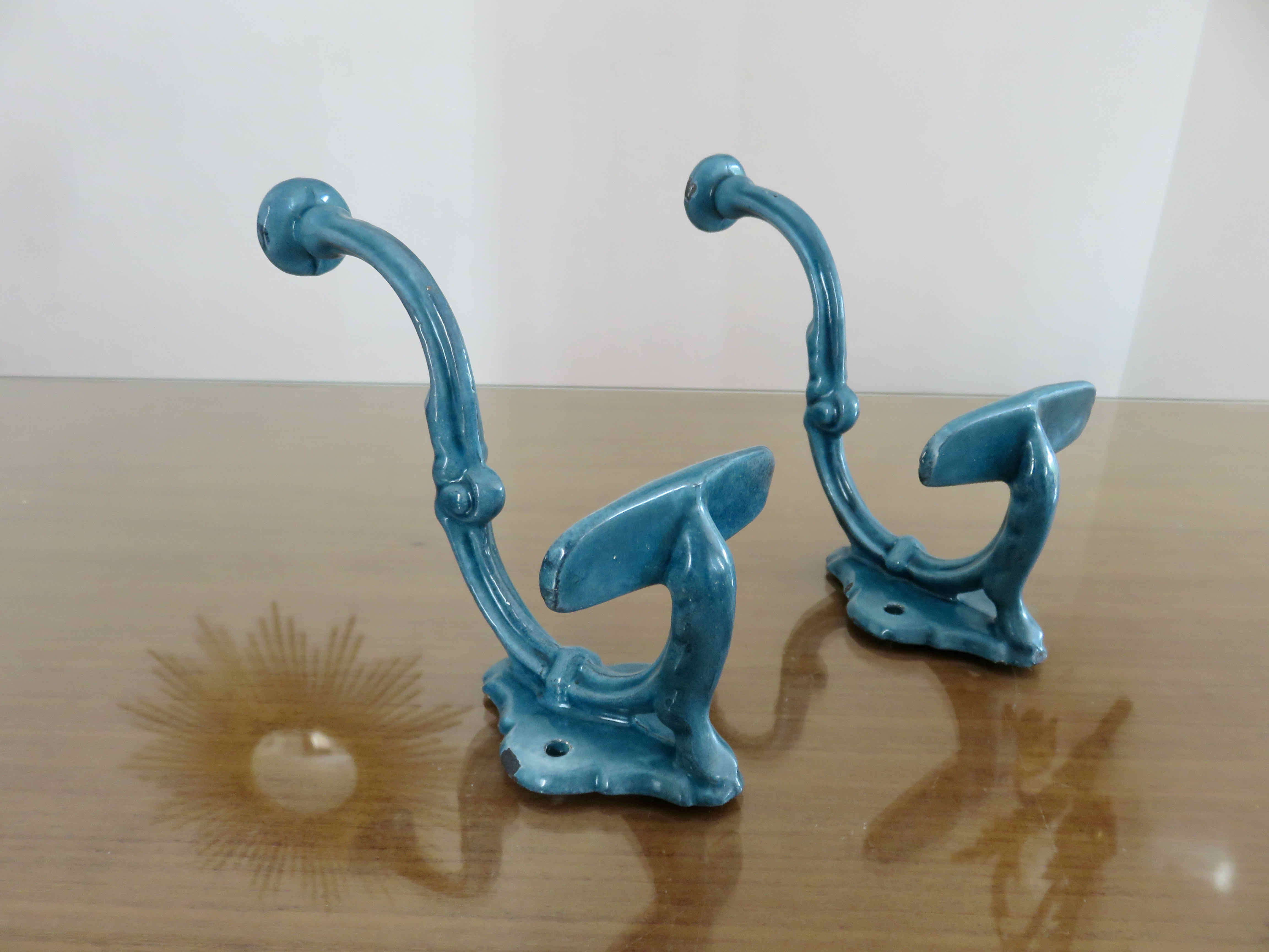 Pair of hooks in blue enamelled cast iron, art deco 30s 40s