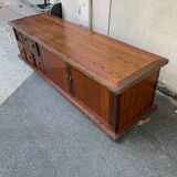 Meuble TV en bois exotique