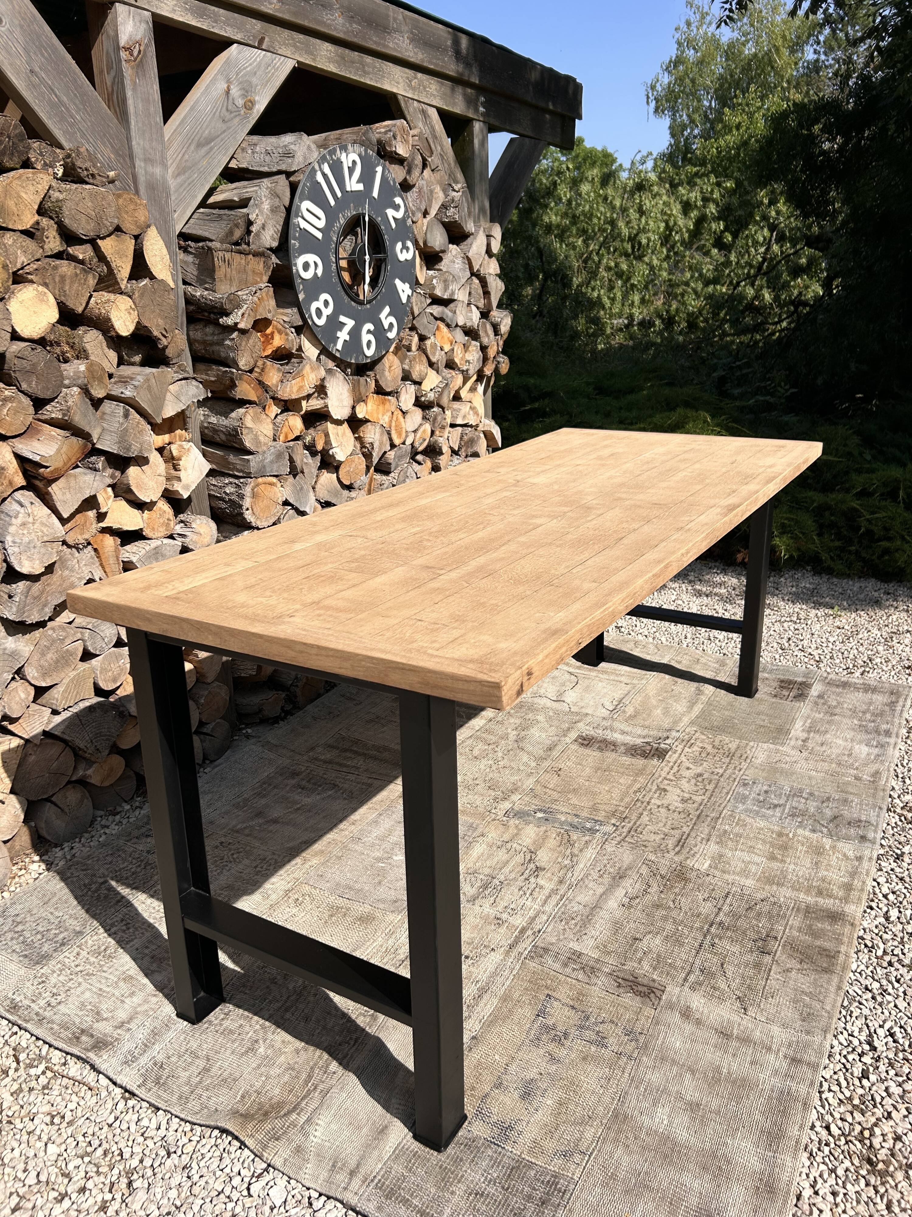 High table, island in wood and metal