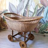 Wicker cradle on wheels