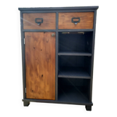 Restaurant serving cart.