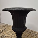 Pair of Medici cast iron vases from Maison Bourgeoise