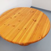 Table à manger ronde scandinave vintage style Rainer Daumiller en pin