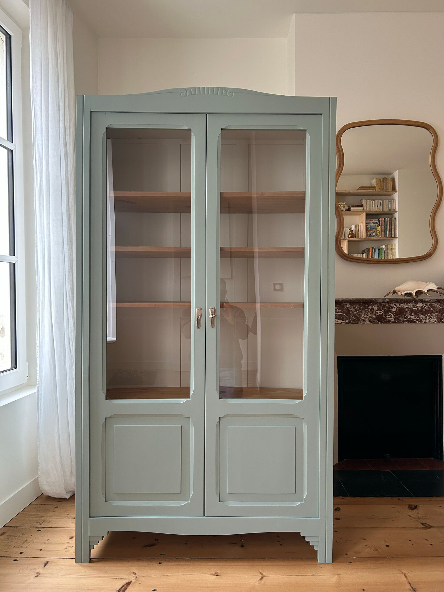 Armoire vitrée rénovée