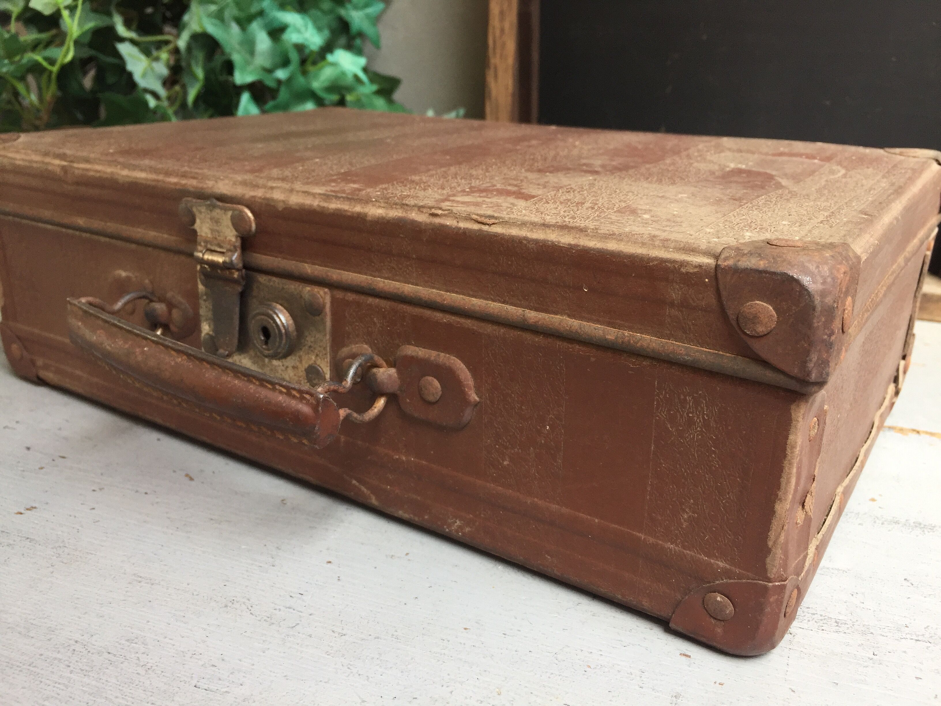 Brown suitcase