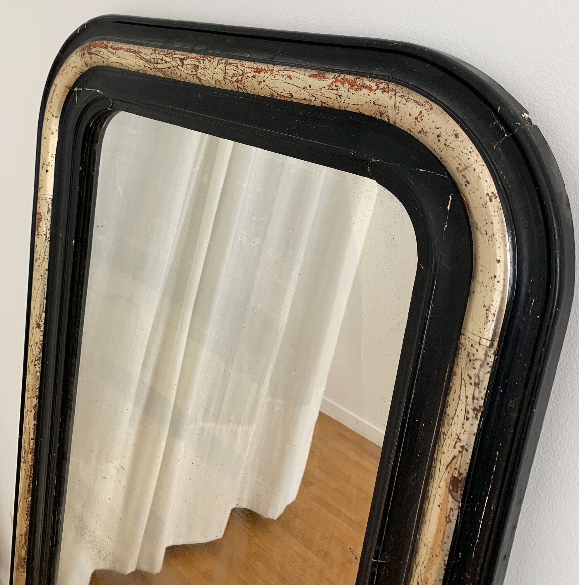 Old mirror