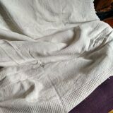 Bedspread in woven white cotton, double bed