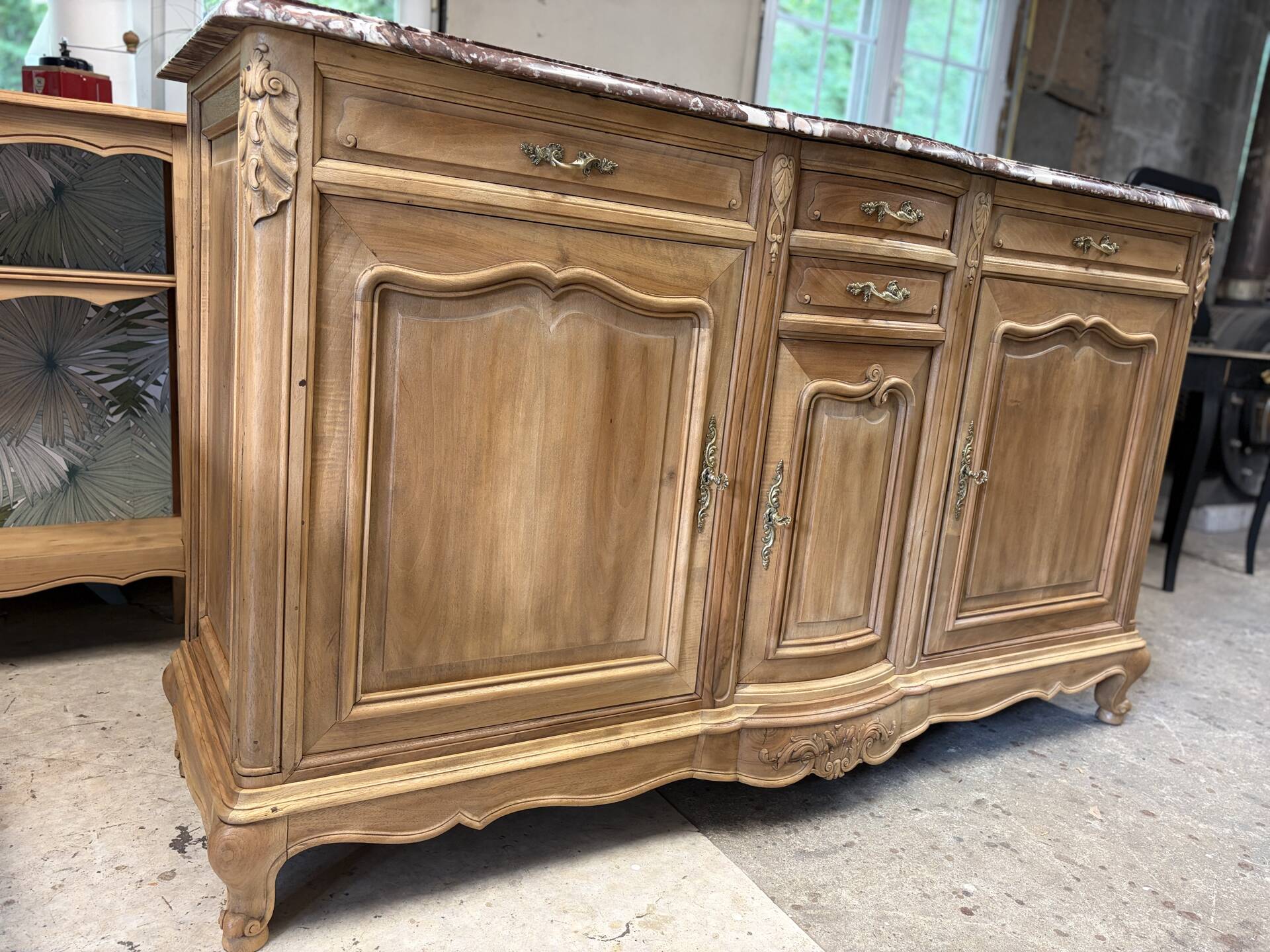 Solid wood sideboard