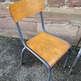 4 chaises d'école Vintage
