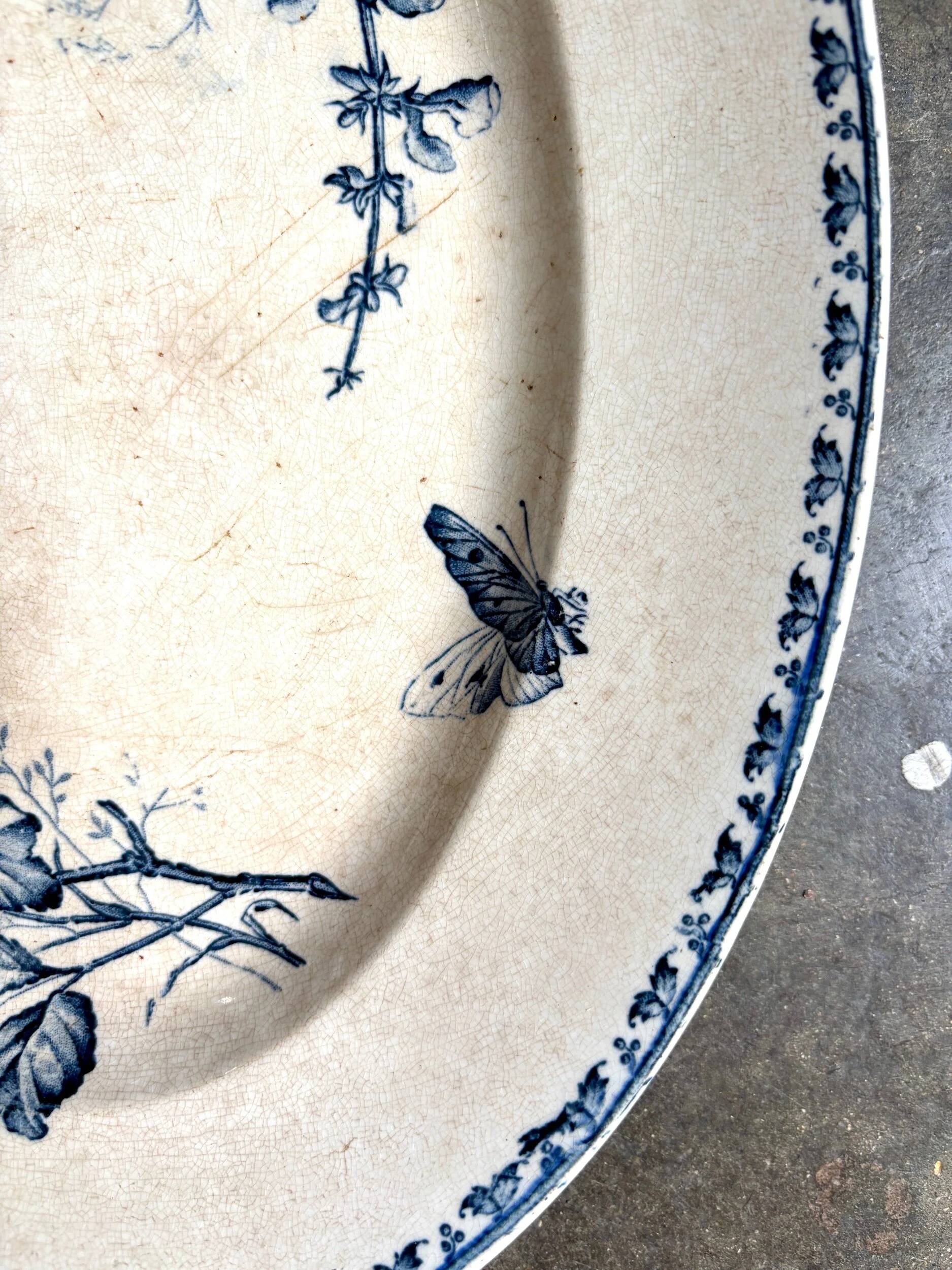 Sarreguemines oval dish in blue ironstone, "Carmen" service