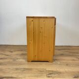 Buffet en pin massif selection Charlotte Perriand