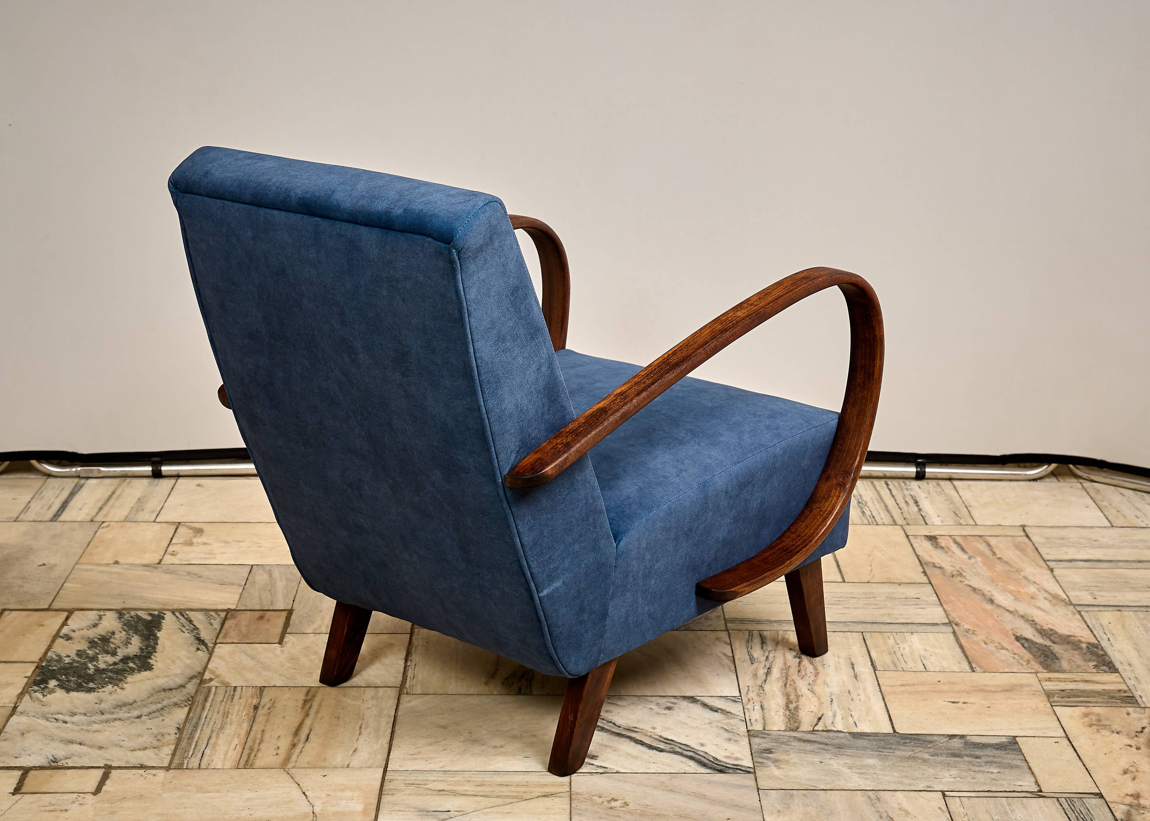 Jindrich Halabala armchair, Czechoslovakia 1940s