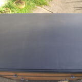 Vintage 1940s Art Deco style.