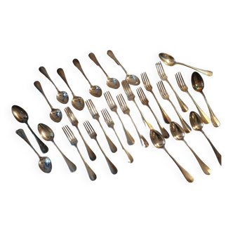 Ménagère en métal argenté