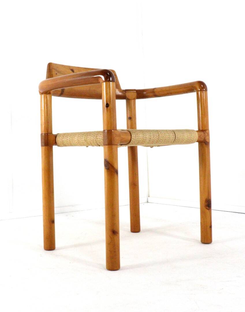 Set of 7 dining room chairs