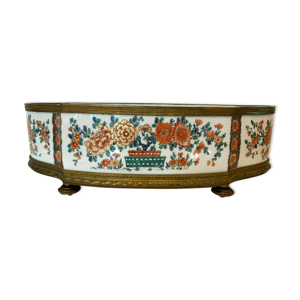 Jardinière en porcelaine a décor