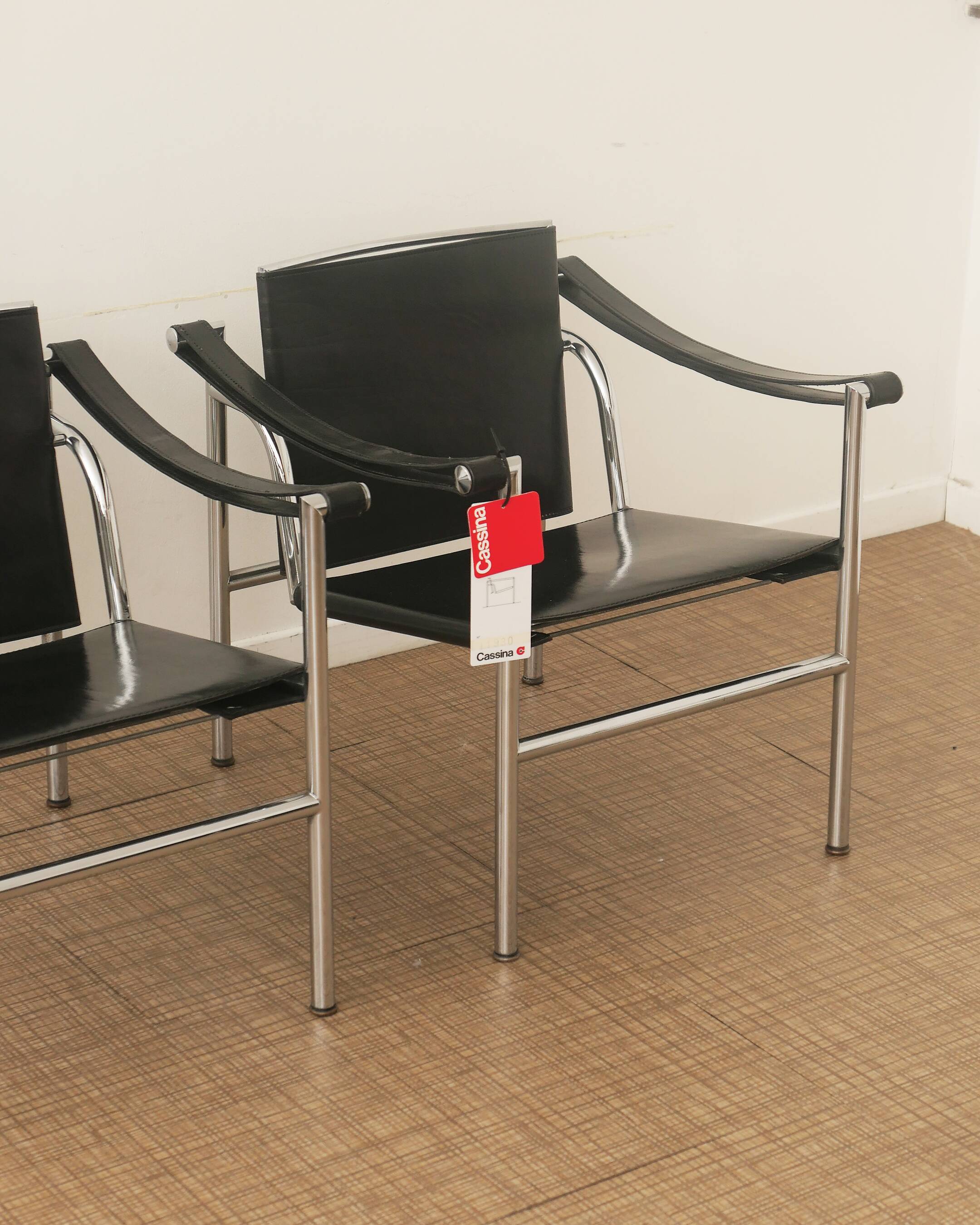 Paire de fauteuils LC1 Le Corbusier / Charlotte Perriand