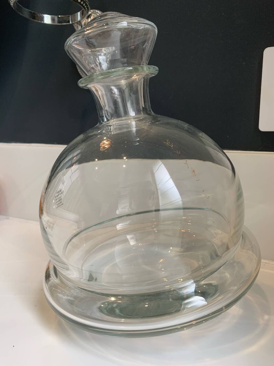Tumbler wine carafe