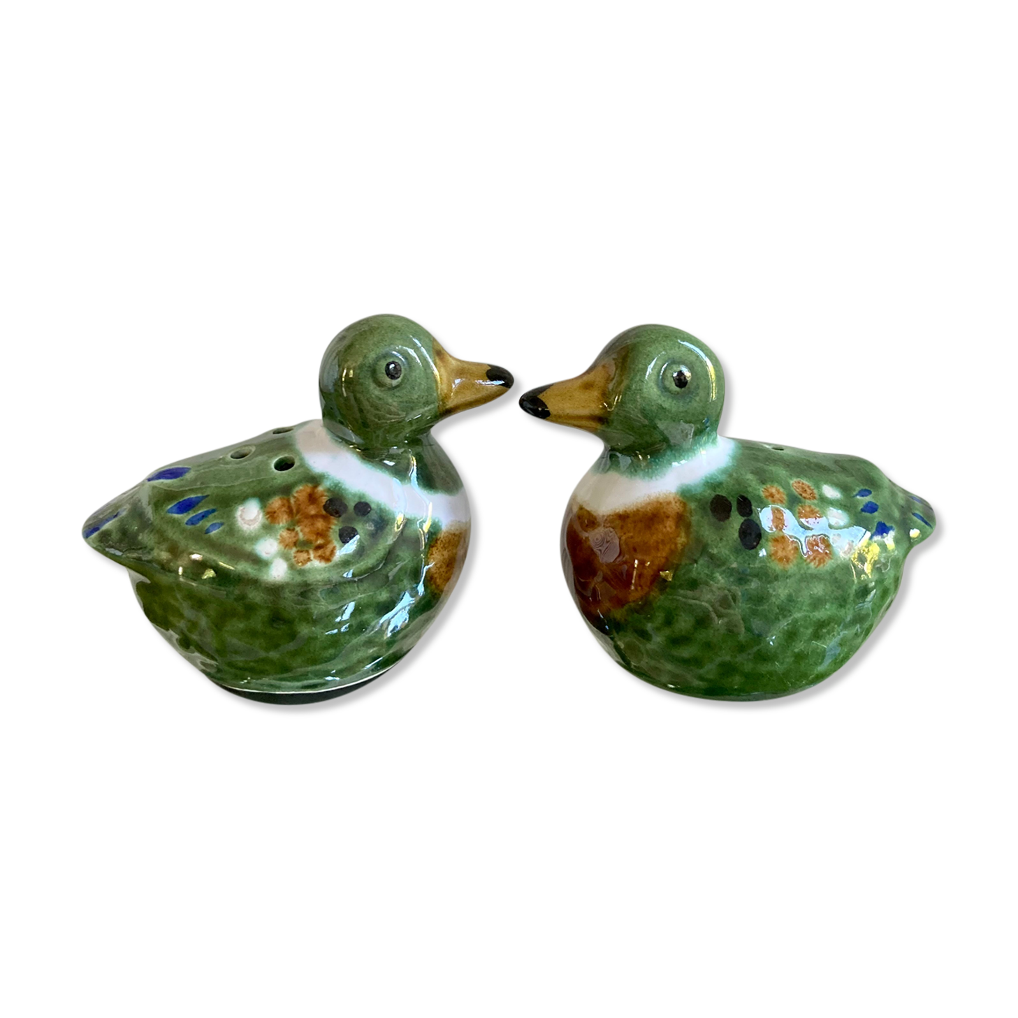 Pepper salt shaker ducks slurry