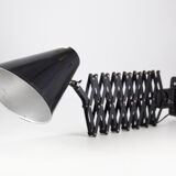 Bometal scissor accordion lamp