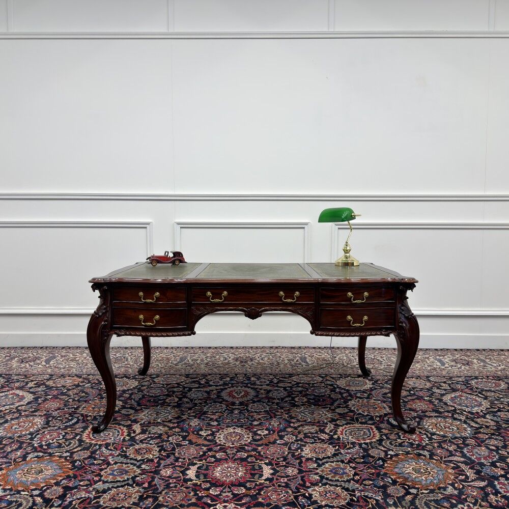 Bureau d'écriture anglais antique classique
