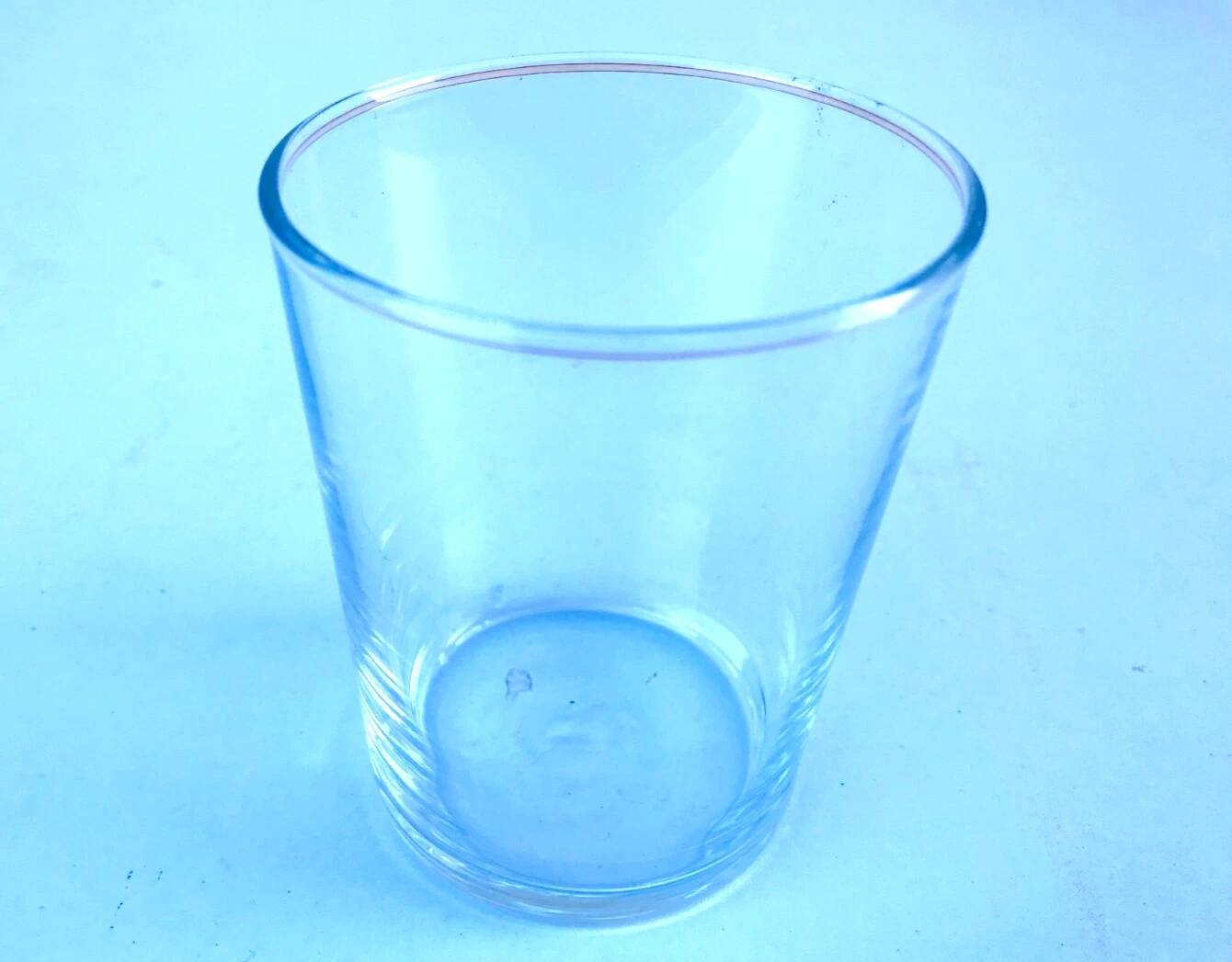 6 old transparent glass tumblers