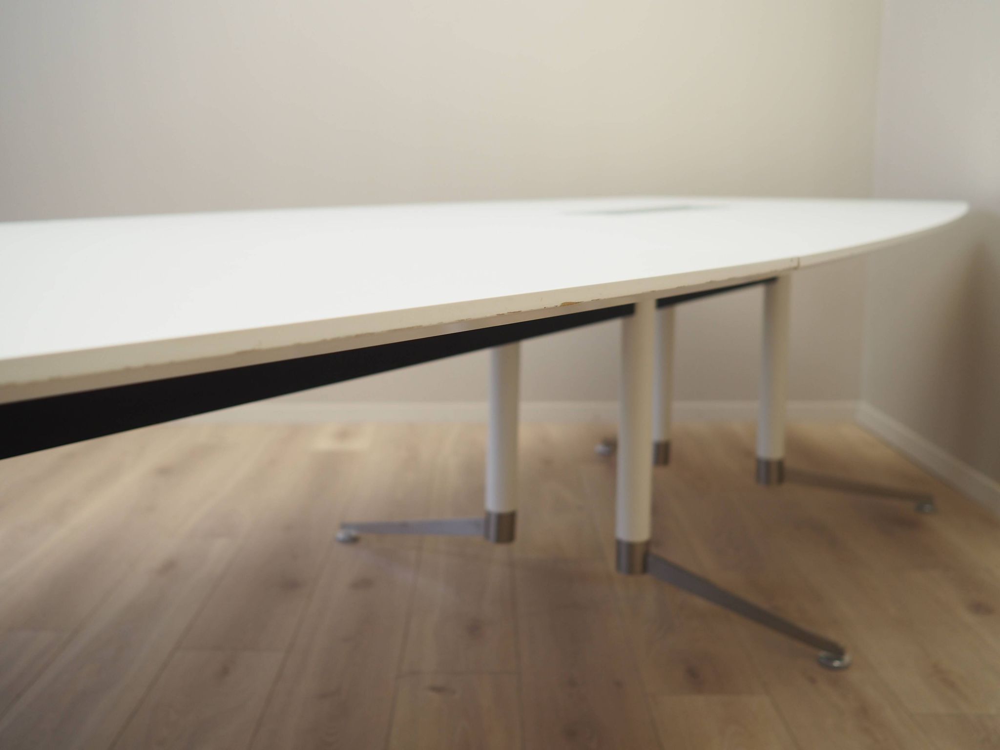 Conference table, Danish design, 2016, designer: Paul Leroy, manufacturer: Paustian