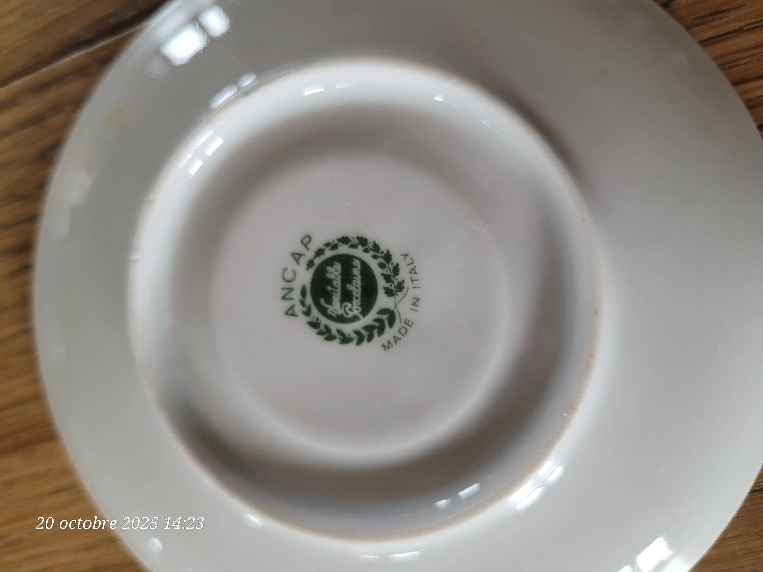 6 ANCAP cups and saucers