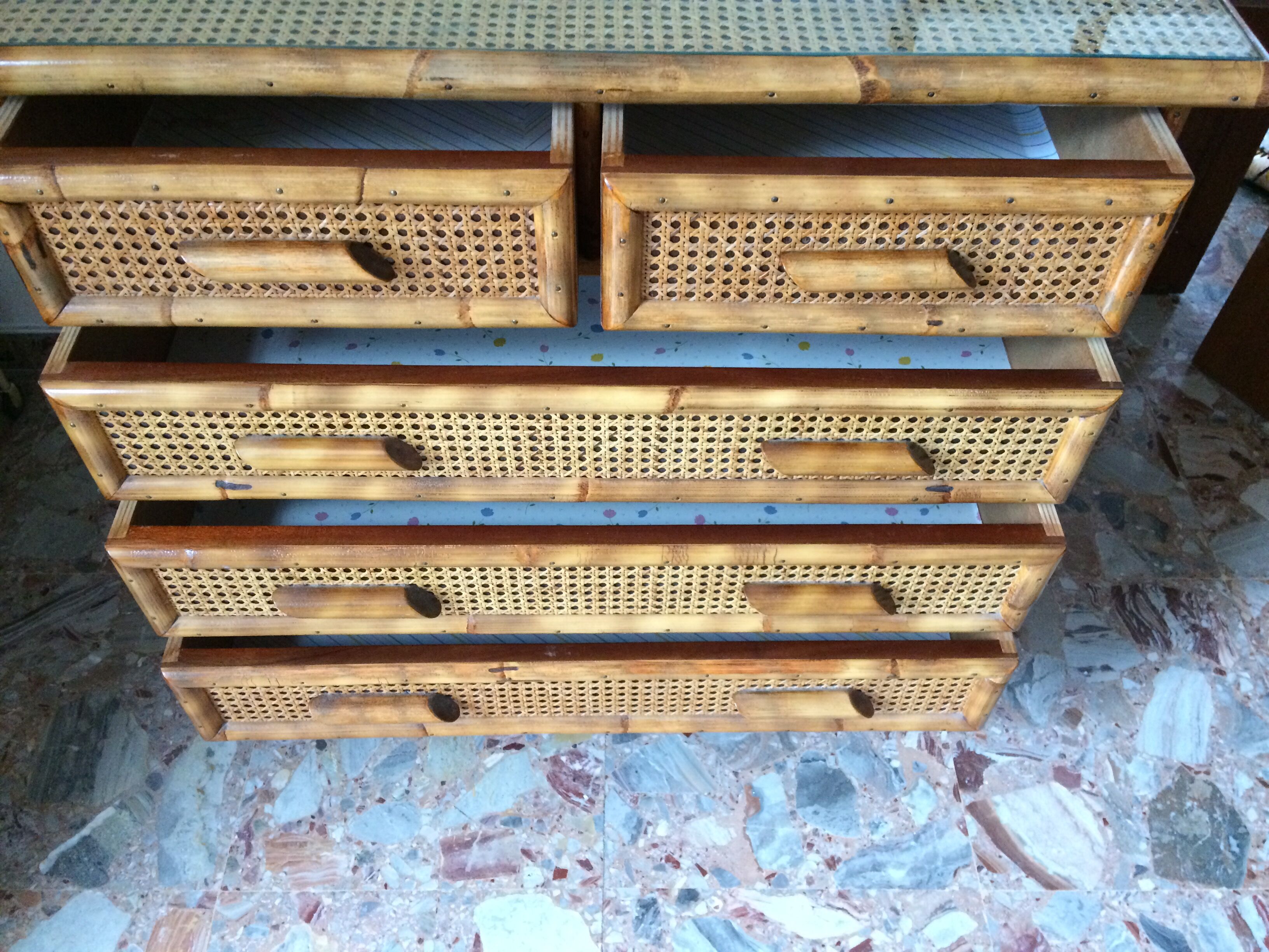 Commode vintage rotin et cannage