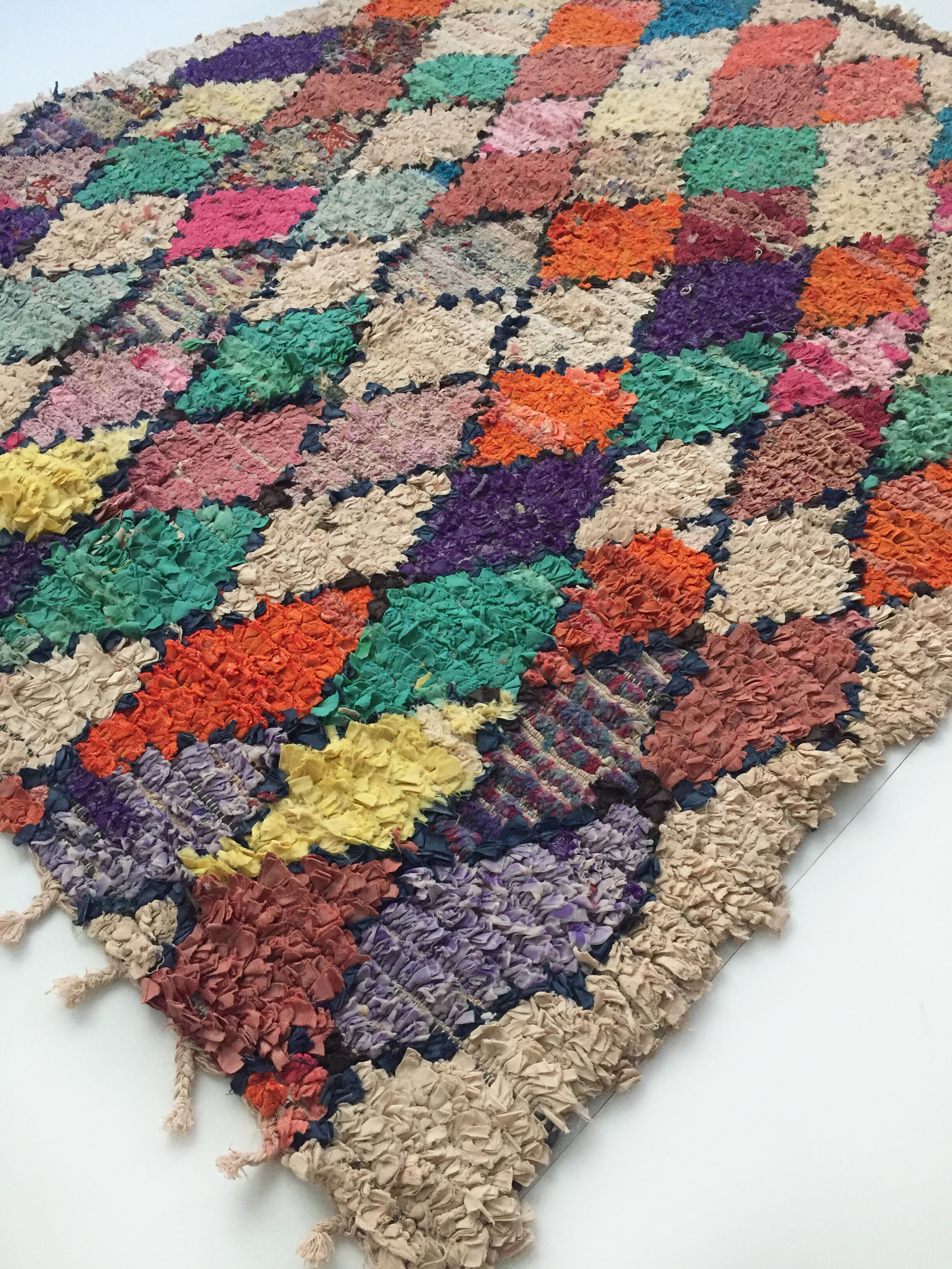 Moroccan berber carpet boucherouite 155x123cm