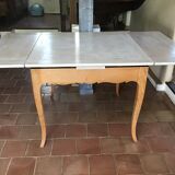 Square table