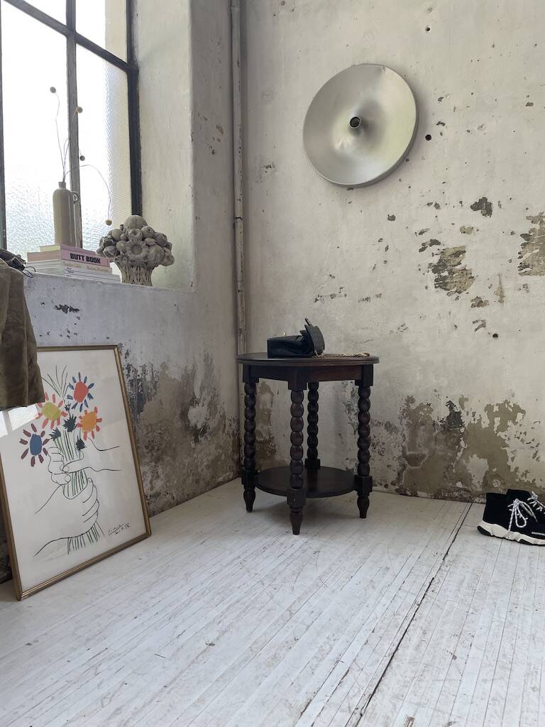 Table d’appoint brutaliste style Dudouyt