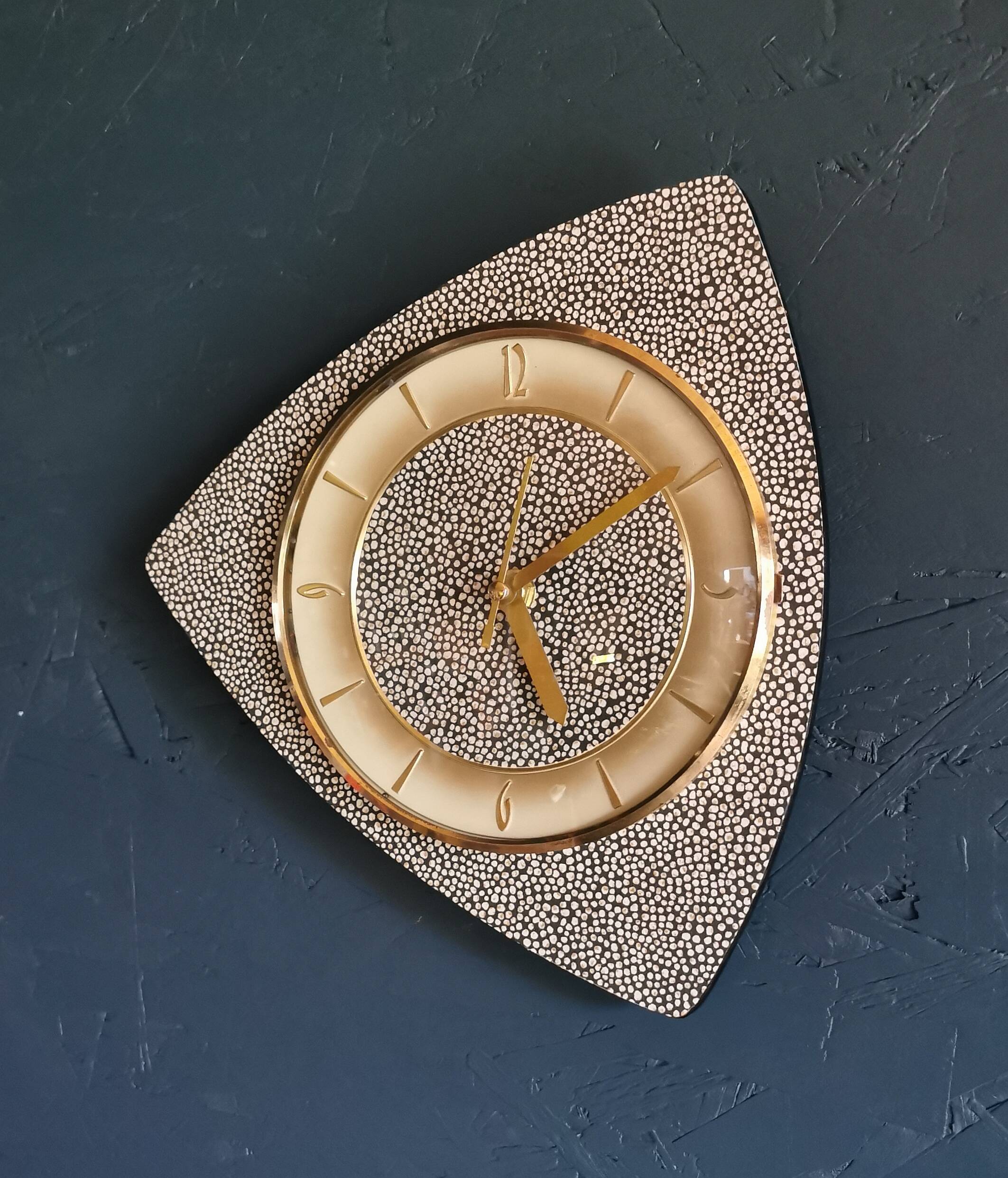 Vintage formica clock silent asymmetrical wall pendulum "Anthracite gold round"