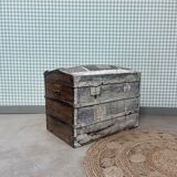 White patinated trunk