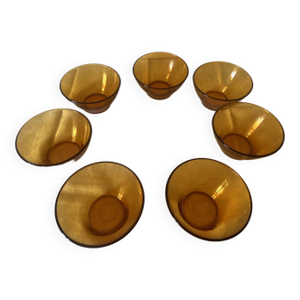 Set of 7 honey-colored duralex bowls, vintage 80s