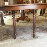 Pedestal dining table in solid walnut end XIX