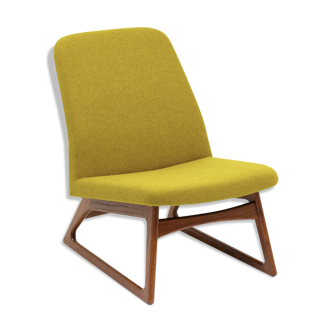 Lounge armchair danish design