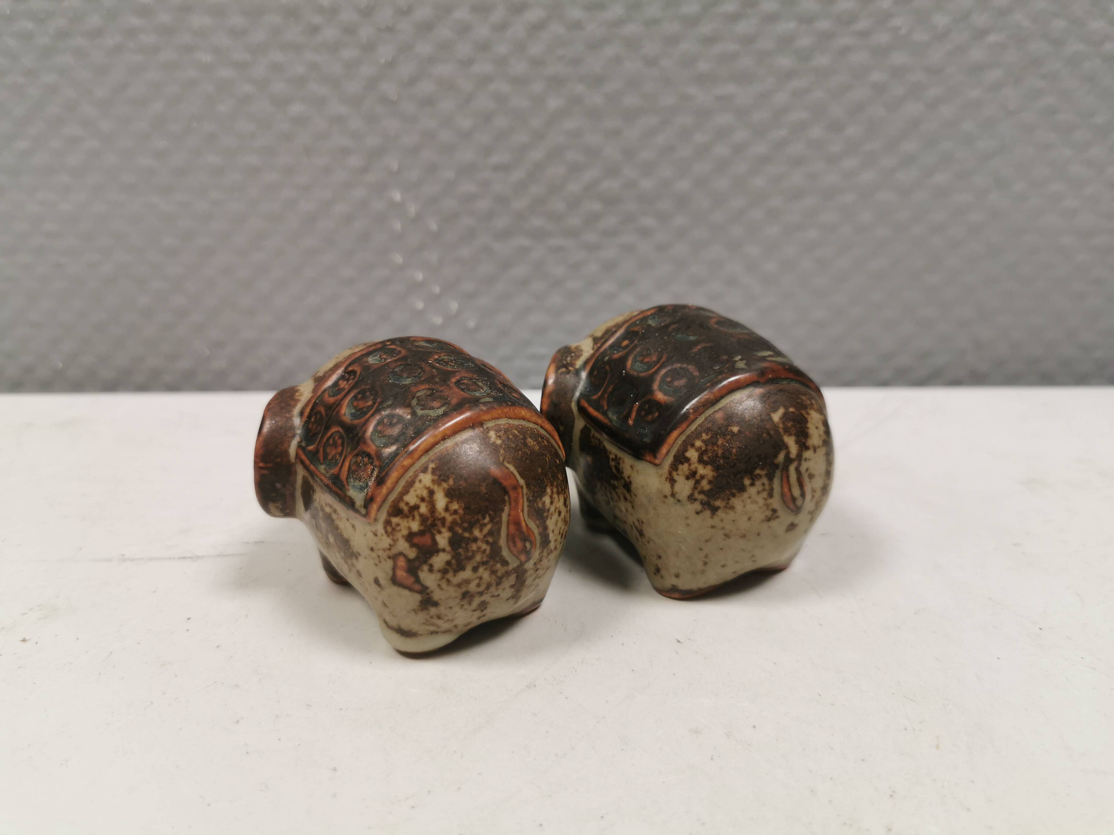 Ceramic elephants as a salt and pepper set made for Danish Søholm 1970-80s