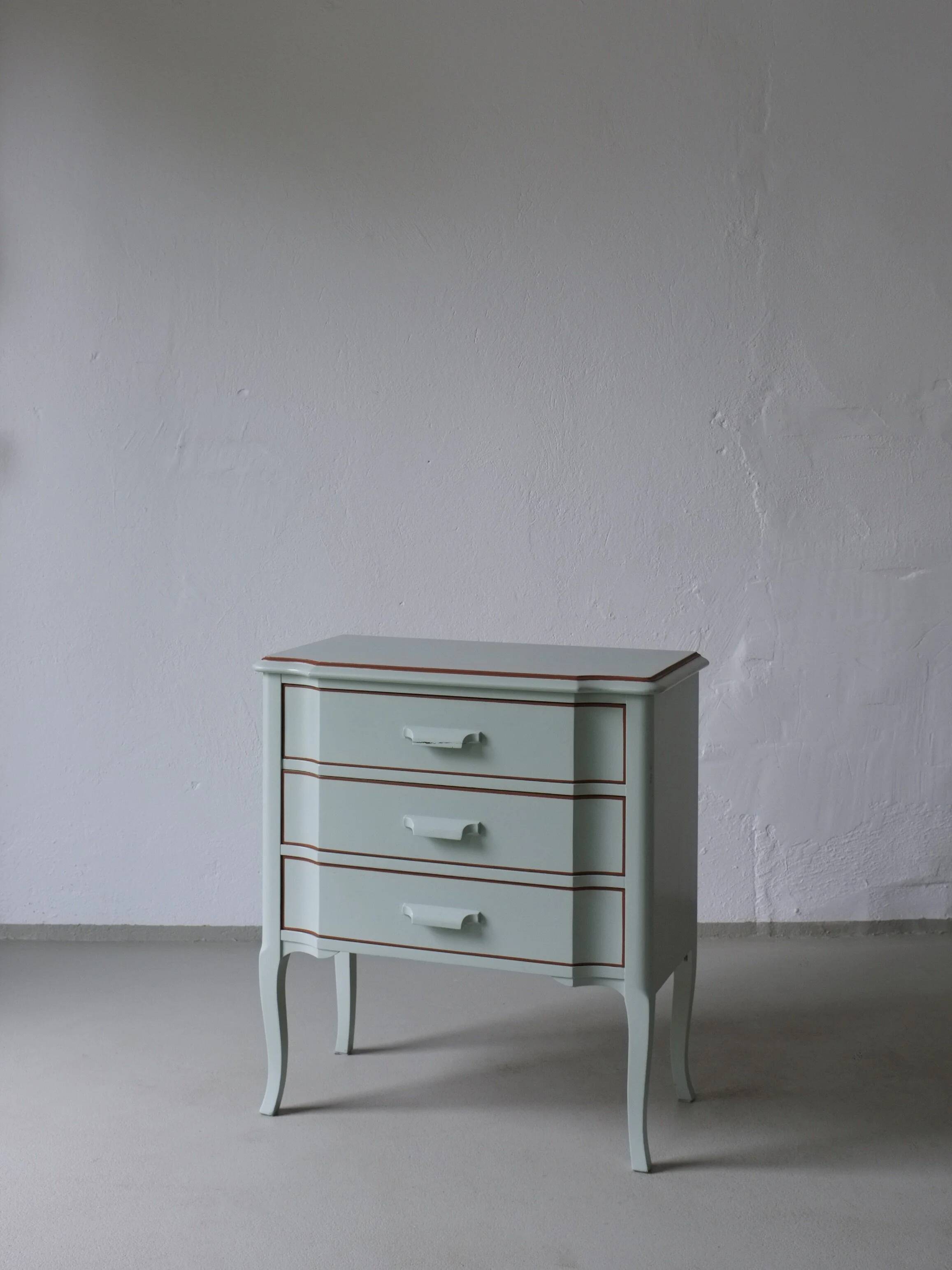 Commode suédoise peinte avec miroir | Années 1940