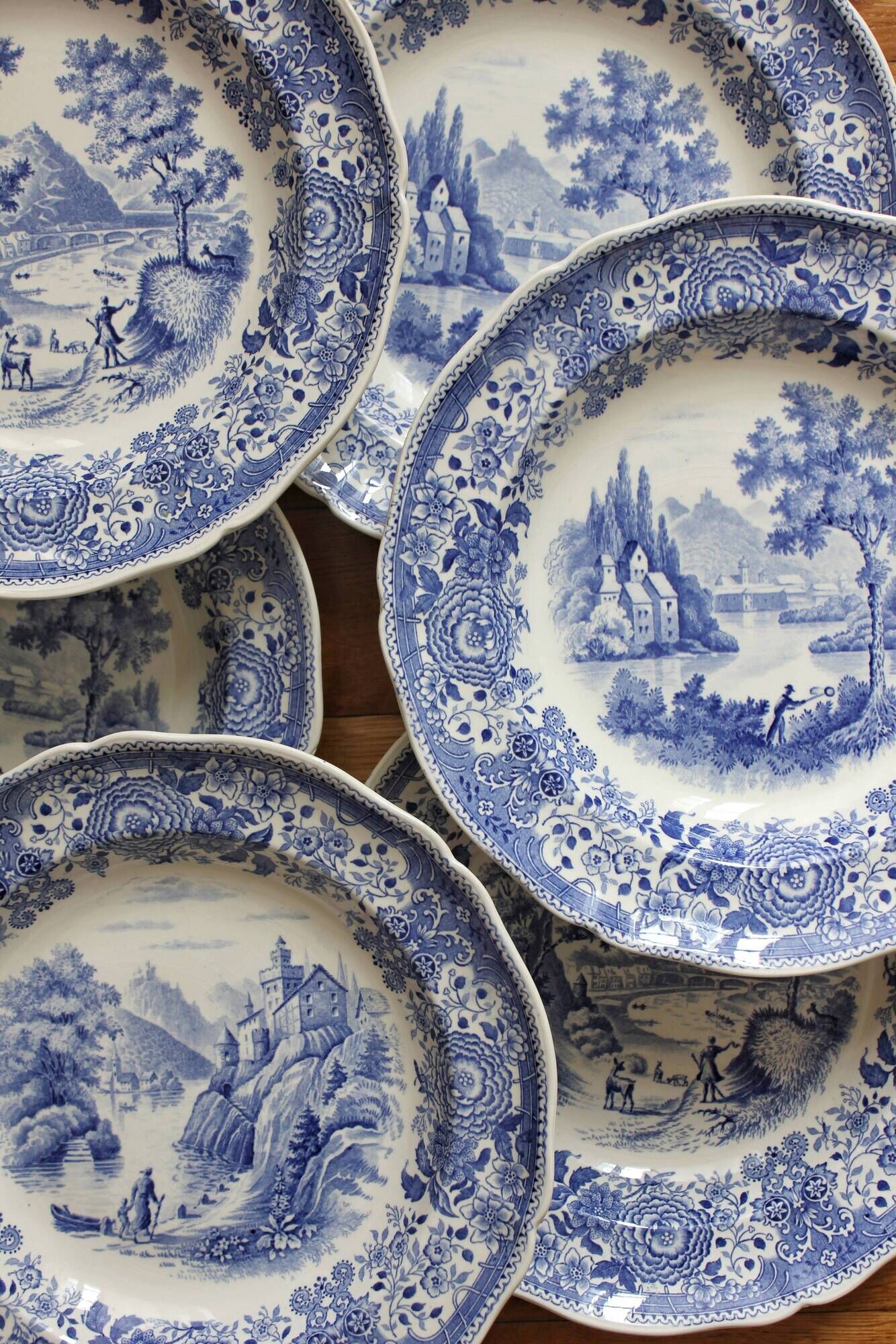 11 vintage Villeroy and Boch "Burgenland" earthenware soup plates