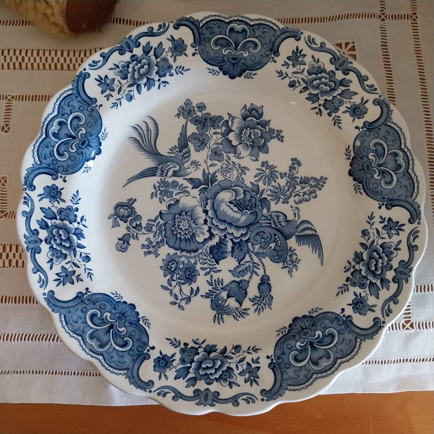 English dinner plates Ridgway of staffordshire Windsor
