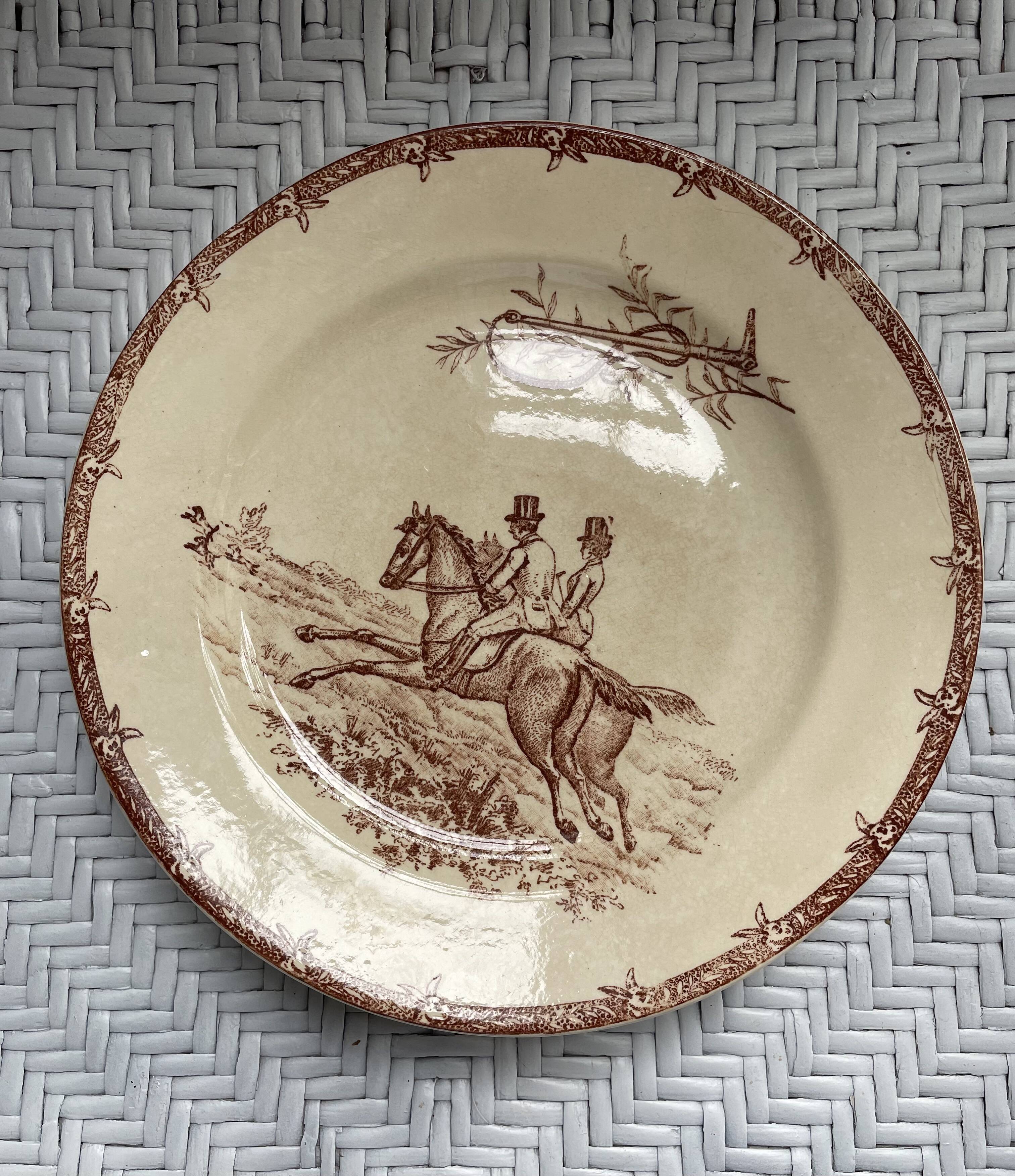 Flat plates iron earth hunting scene vieillard