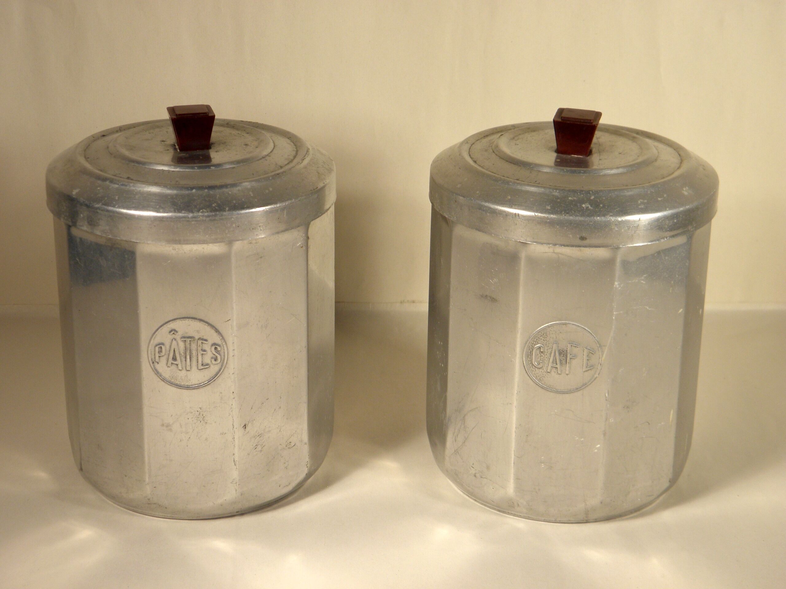 Two Art Deco aluminum pots 17 x 12 cm