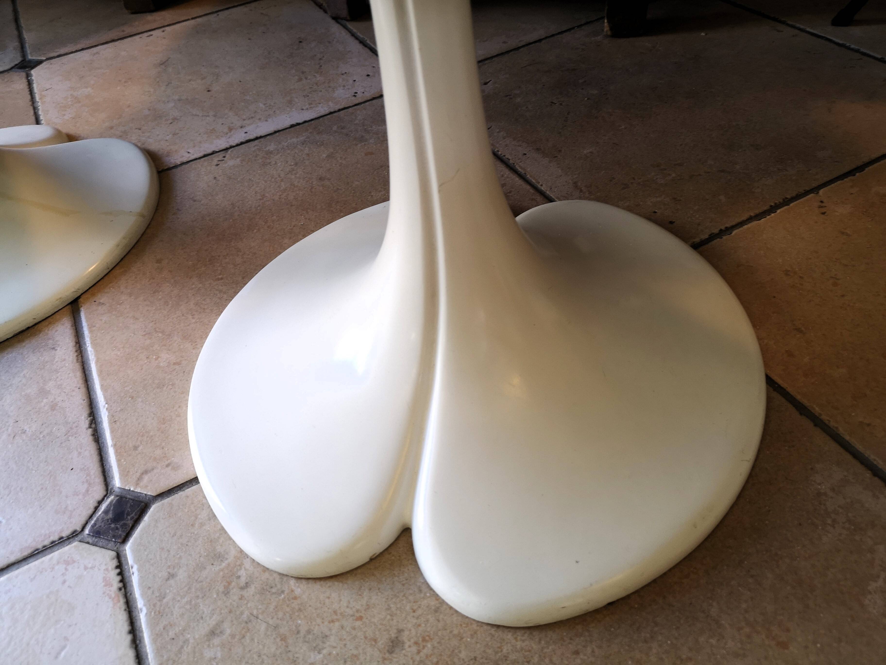 Tulip table and chair set