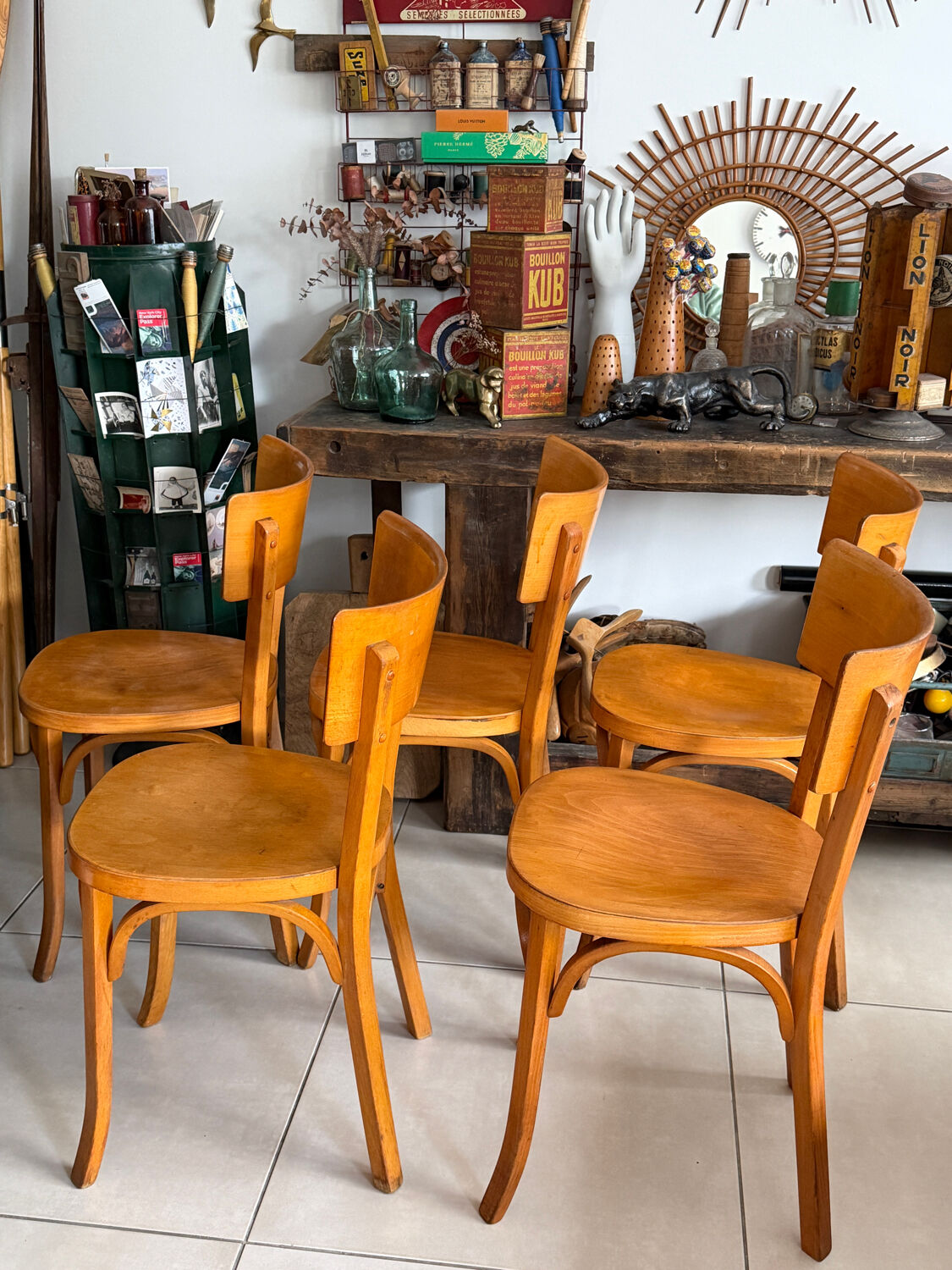 Suite de 5 chaises bistrot Baumann vintage