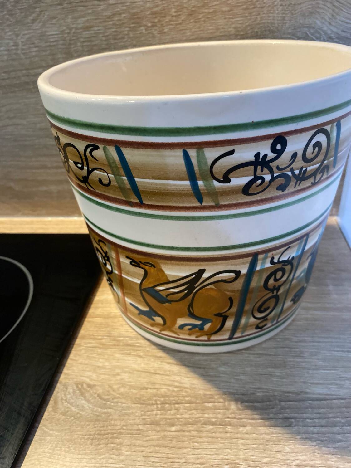 Grand cache pot céramique bayeux décors médiéval signé 1960